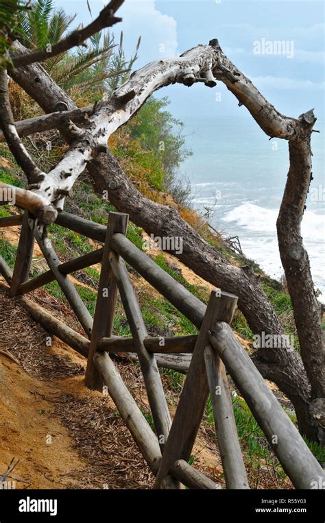 Albufeira hiking trails. Algarve, Portugal Stock Photo - Alamy