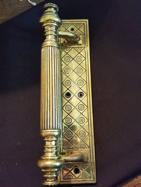 Single Brass Victorian Door Pull Handle