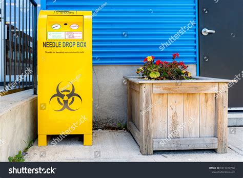 34,066 Needle disposal Images, Stock Photos & Vectors | Shutterstock