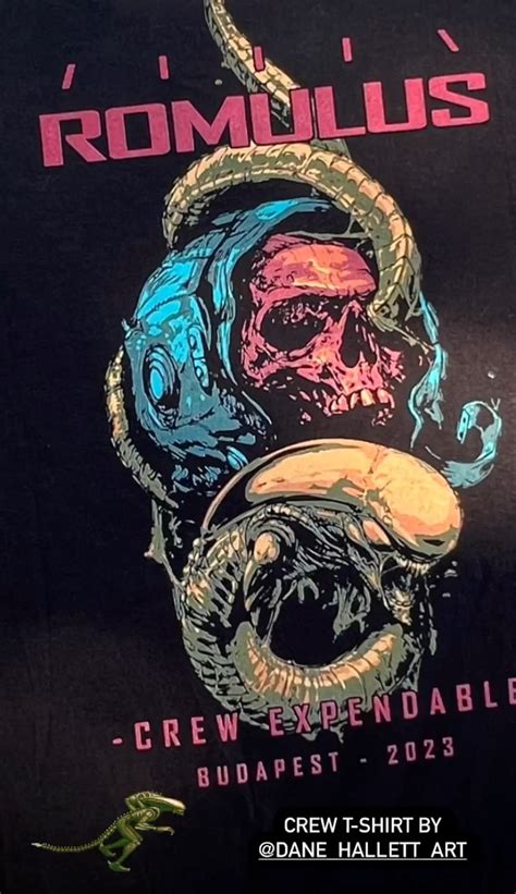 Check Out This Alien Romulus Crew Shirt Alien Vs Predator Galaxy