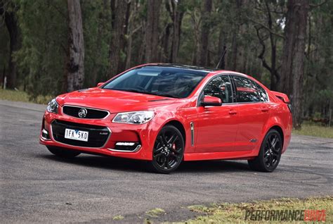 Holden Commodore Ss V Redline Vf Ii Review Video Performancedrive