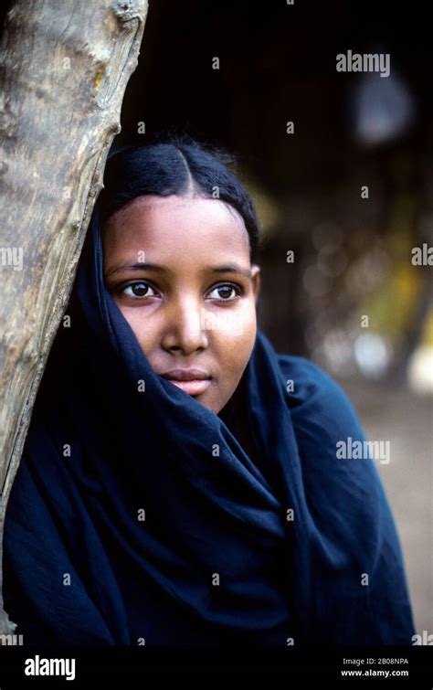 Jeune Femme Touareg Banque De Photographies Et Dimages Haute