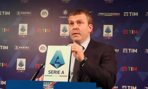 Serie A Casini Striscione Di Dumfries Contro Theo Crea Danno Ma