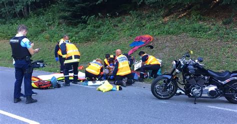 Accident Haute Savoie deux motards blessés dans une collision aux Gets