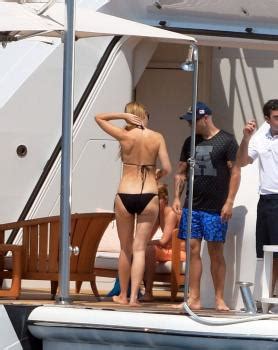 Swimwear Gwyneth Paltrow In Bikini On A Yacht In St Tropez June Mq Ish Mostly