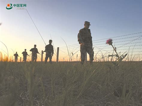 千里边境线上，他们风雨兼程军事中国网