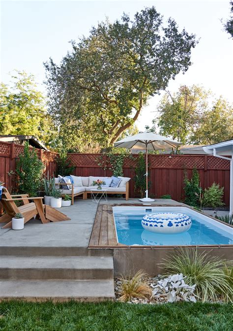 Photo Of In Midcentury Plunge Pool By Yardzen Dwell