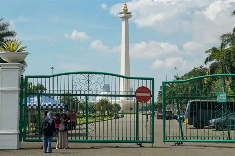 KAWASAN WISATA MONAS DIBUKA KEMBALI UNTUK BANGKITKAN PARIWISATA DAN