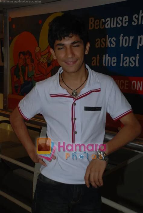 zain khan  zapak games partners  hari puttars  merchandise
