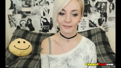 Seductive Pretty Babe Dance And Masturbate