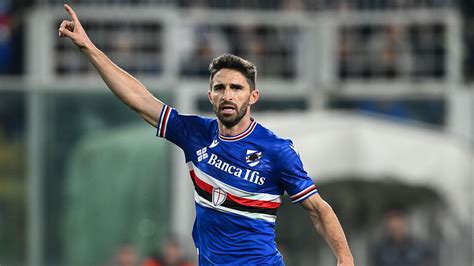 Sampdoria Borini Carico In Allenamento Il Post Dell Attaccante