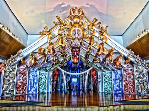 Marae At Te Papa Museum Welington This Is A Marae Display Flickr