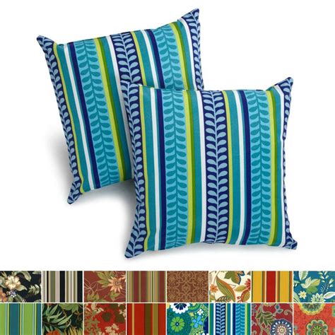 Outdoor Throw Pillows - Bed Bath & Beyond