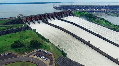 Represa hidroeléctrica de Itaipú Arkiplus