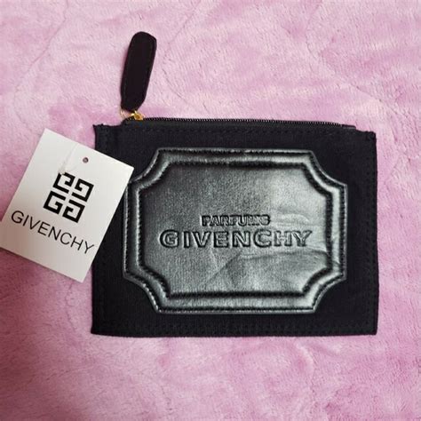 Givenchy Givenchyノベルティトートバッグandポーチセットの通販 By モイネロs Shop｜ジバンシィならラクマ