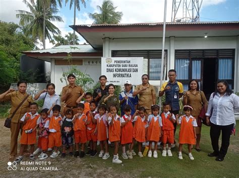 TK Dharma Wanita Sambangi RSPD Timex Kupang