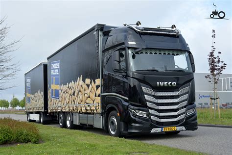 Foto Iveco S Way Van Drowa Truckfan