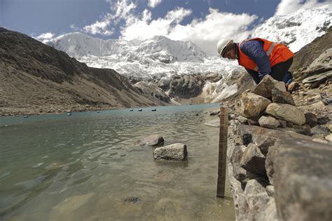 La Culpa Del Deshielo De Los Glaciares Peruanos Se Debate En Un