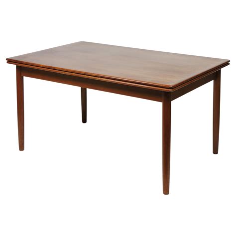 Oval Danish Modern Dining Table By Dyrlund With 2 Leaves At 1stdibs