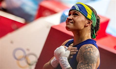 Bia Ferreira Ceita Prata No Boxe Dos Jogos Ol Mpicos Mas Que Mais