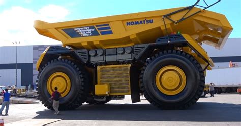 Komatsus Ton Autonomous Robot Truck