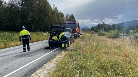 Kj Rte Av Veien Og Stakk Av Ved Sv Mme Over Elva Alvdal Midt I V La