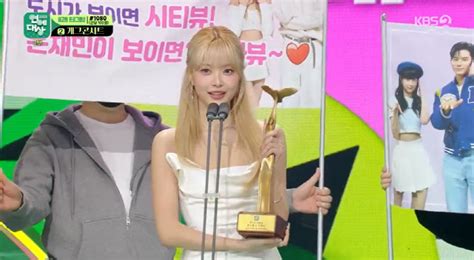 Music Bank Host Le Seraphim Hong Eun Chae And Lee Chae Min Win Best