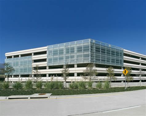 DFW International Airport Terminal D | Walter P Moore