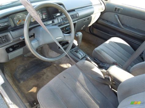 Gray Interior 1991 Toyota Camry Deluxe Sedan Photo #74266132 | GTCarLot.com