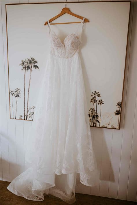 All Who Wander Wedding Dress Save 19 Stillwhite