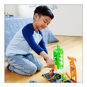 Hot Wheels Let S Race Netflix City Super Recharge Fuel Station Playset With Ev Chargers And