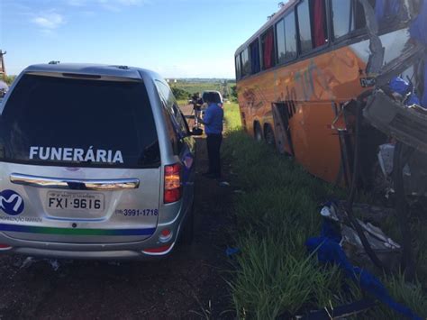 G1 Polícia Civil Divulga Lista De Mortos Em Acidente Entre Dois