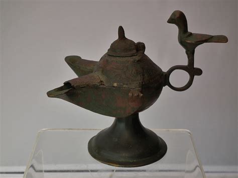 Antique Medieval Islamic Double Wicked Bronze Oil Lamp Khorasan Seljuk