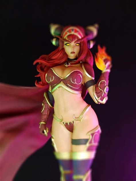 World Of Warcraft Alexstrasza 17 Cm Alexstrasza Statue Alexstrasza