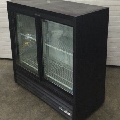 True Gdm Sl Hc Ld Two Section Glass Door Self Contained Cooler