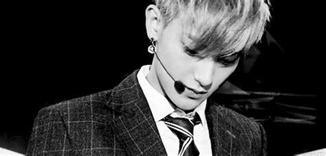 Exo Blushes Exo Reaction To You Sleeping Naked