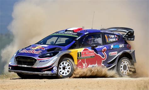 WRC Rallye de Grande Bretagne Evans en tête Ogier troisième