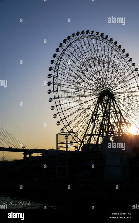 Japan Giant Ferris Wheel Hi Res Stock Photography And Images Alamy