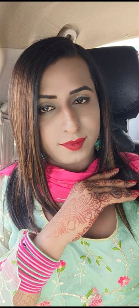 pinki shemale indian transsexual escort  ahmedabad