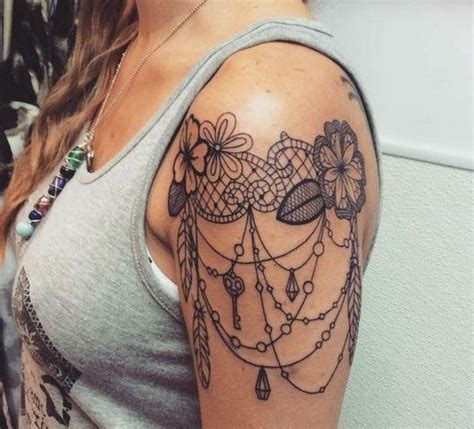 Le Tatouage Dentelle Une Obsession Pour Les Amoureuses De Lélégance