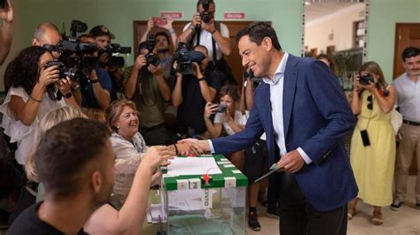 Juanma Moreno Ve Ilusi N Y Anima A Los Andaluces A Votar En Libertad