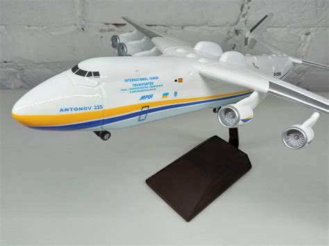 Antonov Airlines An 225 Mriya Ur 82060 1200 Scale Geminijets G2adb1225