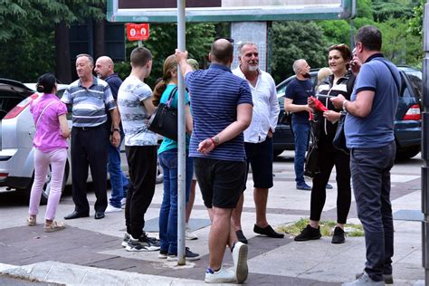 Udru Enje Podstanara Poziva Na Okupljanje Ispred Skup Tine