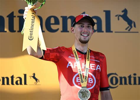 Kevin Vauquelin Ganador De La Etapa Del Tour De Francia Tadej