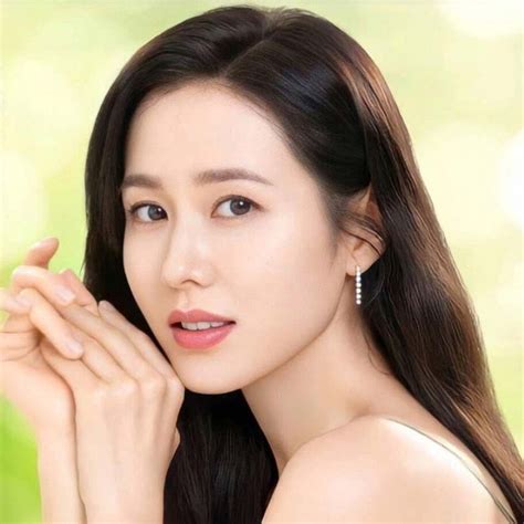 Mang Bầu ở Tuổi 40 Son Ye Jin Vẫn được Bình Chọn Là Mỹ Nhân đẹp Nhất