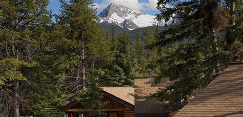 Castle Mountain Chalets - Banff Hotel Accommodation