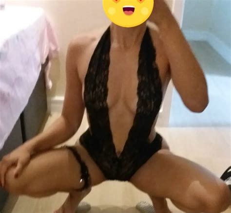 Estela Safadinha Tirou Fotos Picantes O Namorado No Motel Se