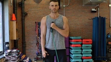 Biceps Resistance Band Cross Body Hammer Curl YouTube