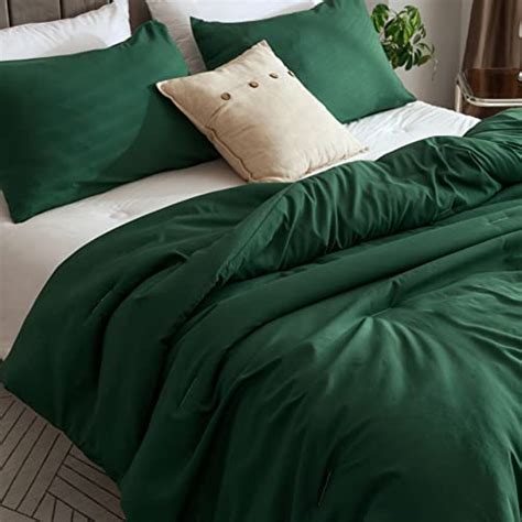 Experience Luxury With Emerald Green Queen Bedding The Best Options