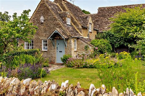 Letting Property In The Cotswolds: A Remote Owner's Guide